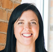 Ritratto di Sophie Hartwell, responsabile assistenza clienti del team di supporto